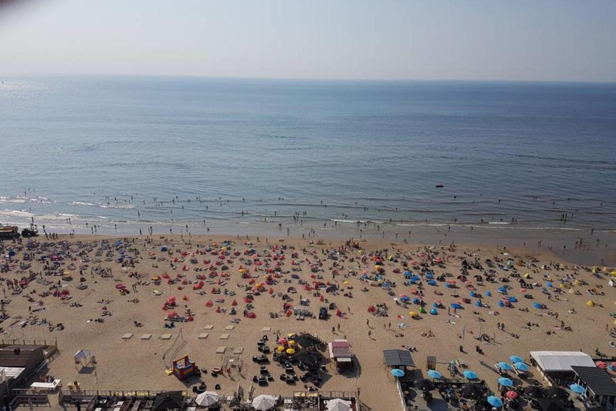 View With A Room Zandvoort With Private Parking Exterior photo